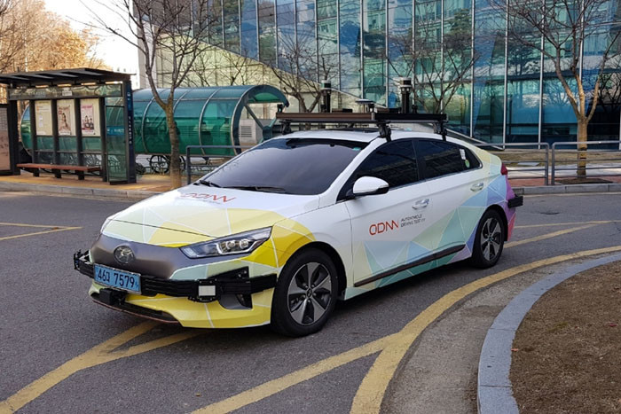 판교지역에서 시험운행 중인 KETI 자율주행차 [자료사진=성남시]