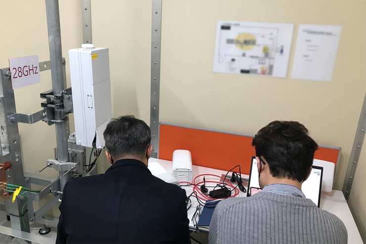 경기혁신센터가 판교 스타트업캠퍼스에 개소한 5G 밀리미터파 테스트베드의 운영을 시작한다.