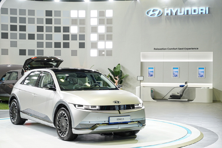 전시회 현장에 마련된 현대차 부스