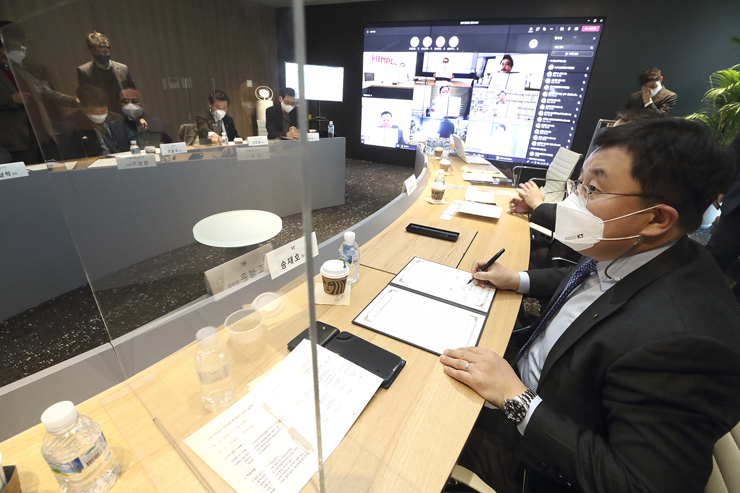 AI Green 생태계 환경DX 원팀 출범식에 참석한 송재호 KT AI/DX융합사업부문장 [사진=KT]