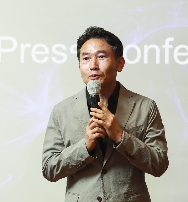 김기태 다크트레이스코리아 지사장이 국내 시장 공략 전략을 설명하고 있다. [사진=다크트레이스]