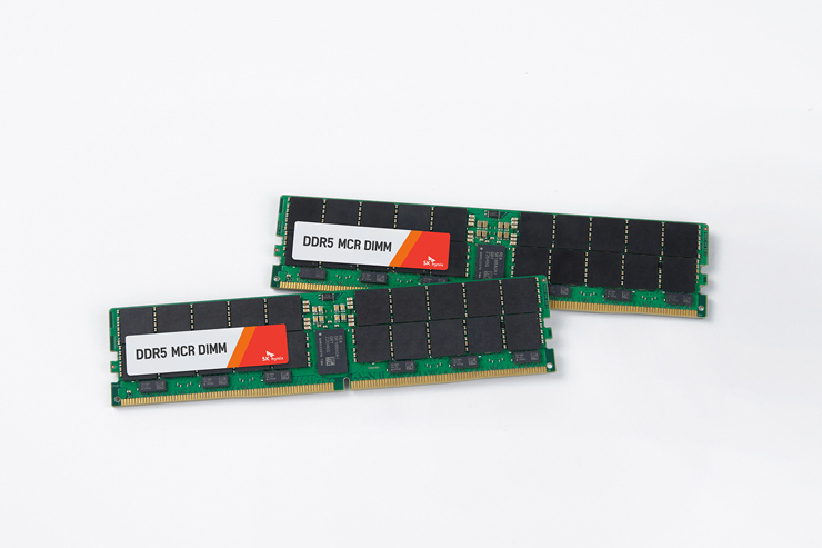 SK하이닉스가 개발한 서버용 D램 MCR DIMM [사진=SK하이닉스]