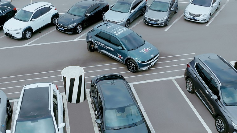 ‘e-코너 시스템’ 장착 실증차량 [사진=현대모비스]