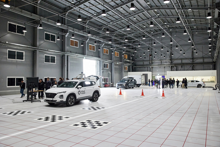 스트라드비전이 이달 개소한 동탄 자율주행 시험센터 내부