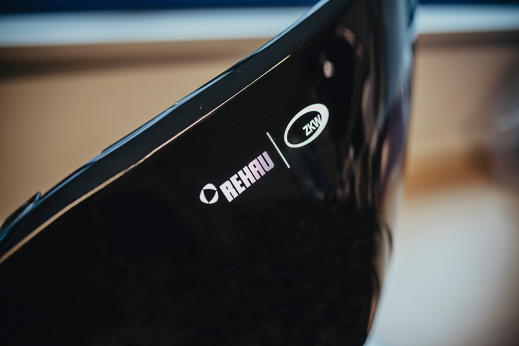 사진은 양사가 개발하는 차량 전면부 콘셉 디자인 일부분 [사진=LG전자]