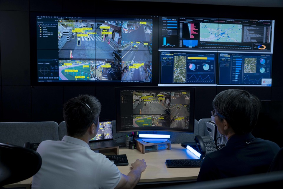 이노뎁 안양센터 상황실 [사진=SK텔레콤]