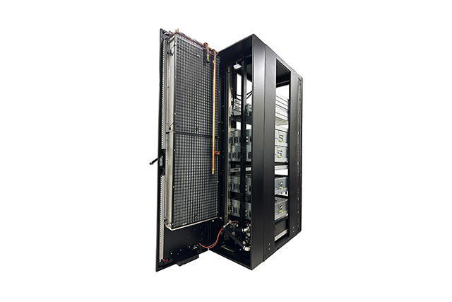 Wiwynn's Aqualoop is a rack-level, OCP ORv3 liquid cooling solution with blind-mate tube features plus an advanced cooling management system. Its modular design supports heat rejection by air or external facility water.