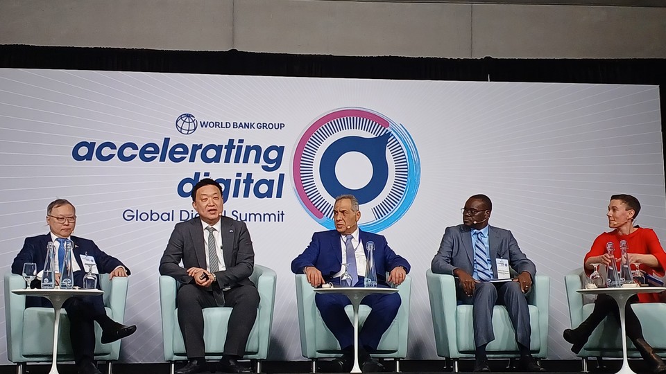 6일 오전 현장에서 열린 패널토론 [사진=NIA]