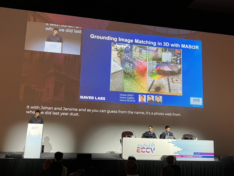 이탈리아 밀라노에서 진행된 ECCV 2024에서 네이버랩스 연구원들이 MASt3R에 대해 발표하고 있다. [사진=네이버랩스]