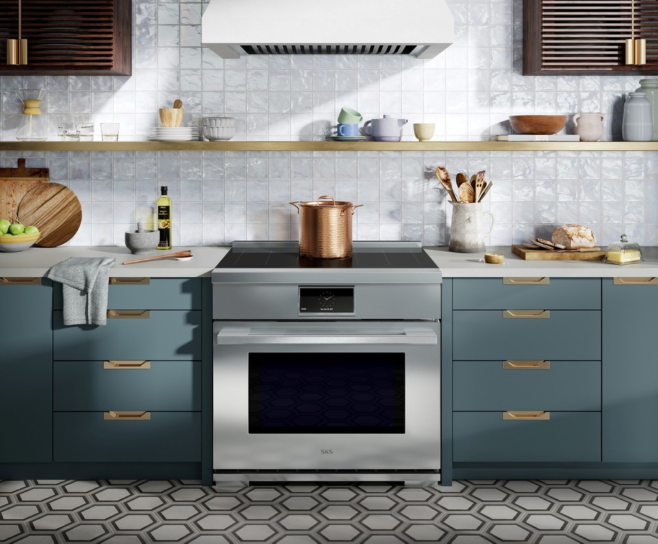 올프리(All-free) 인덕션이 탑재된 36인치 '쿡존프리 인덕션 프로레인지’ 신제품 [사진=LG전자]