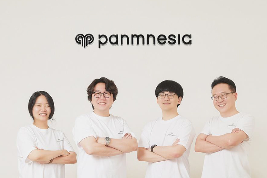 (왼쪽부터) 권미령 최고전략책임자(CSO), 정명수 대표, 국동현 최고아키텍트책임자(CAO), 최우진 최고기술책임자(CTO) [사진=파네시아]