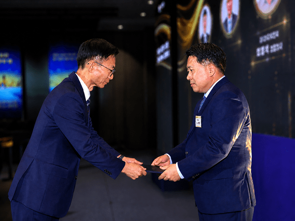 한의학 임상을 지식재산으로... 최영진 한의사, '발명의 날' 산업부장관... - 뉴스 썸네일 이미지